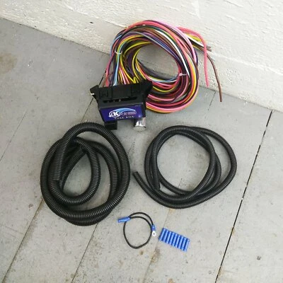 Kit de arnés de cableado universal 12v 18 Circuitos 12 Fusibles 1937 Valiant Street Car Rod Foto 1 de 4