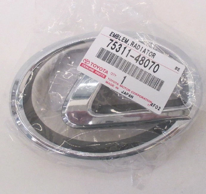 LEXUS OEM FACTORY FRONT GRILL EMBLEM 2001-2006 LS430 - Image 1 of 1