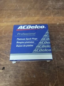 Genuine GM Double Platinum Spark Plug 19382266 - PACK OF 4 - Picture 1 of 2