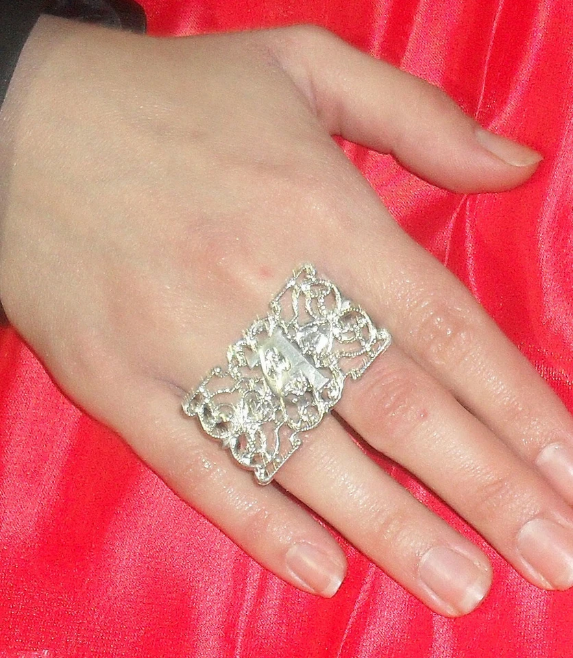 anello doppio dito CON LA TUA INIZIALE  bagno ARGENTO LUCIDO made in italy - Immagine 1 di 1