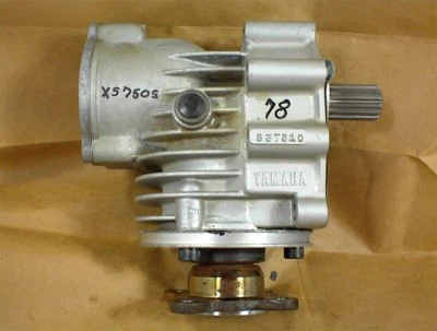 YAMAHA XS750 SPECIAL MIDDLE DRIVE GEAR XS750S TRIPLE 1978 1979 DRIVE SHAFT - Image 1 of 4