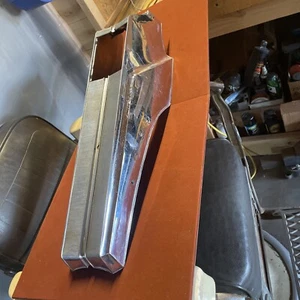 1965 1966 1967 CHEVELLE MALIBU EL CAMINO AUTOMATIC FLOOR SHIFTER CONSOLE 3858052 - Picture 1 of 6