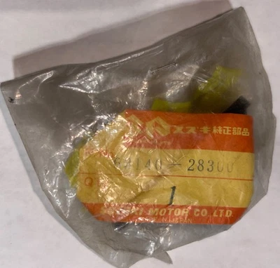 Buje de montaje de soporte para guardabarros trasero Suzuki TM100 TM125 TM250 TM400 nos 63140-28300 Foto 1 de 4