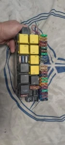 Mercedes R230 SL550 SL55 AMG Front Right Side SAM Fuse Box Module A2305451532 - Picture 1 of 6
