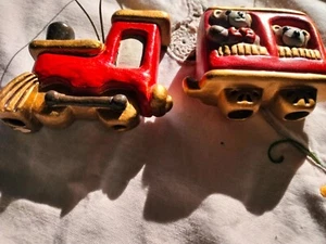 Thun natale. Trenino con due pezzi colore rosso.. - Foto 1 di 9