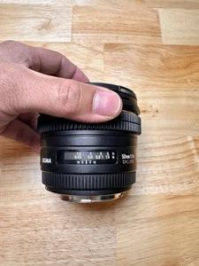 Sigma EF Lens 50mm F1.4 - Picture 1 of 4