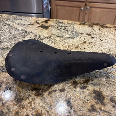 Винтажные кожаные заклепки для профессионального сиденья седла Brown Brooks. - Изображение 1 из 4