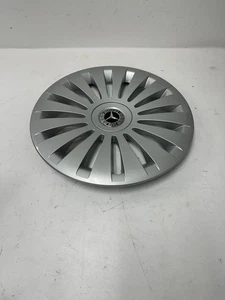 2016-2023 Mercedes-Benz Metris VAN 17" hubcap wheel cover - Picture 1 of 6
