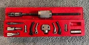 SNAP ON 14 PIECE LIGHT-DUTY COMBINATION PULLER SET MISSING 1 Piece - Picture 1 of 4
