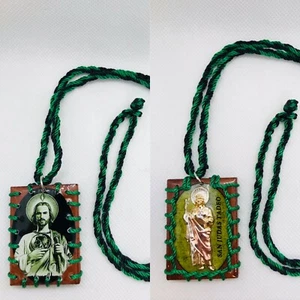 Escapulario San Judas Verde/Negro  2 en 1 Imagen y oro laminado collar de hilo  - Picture 1 of 9
