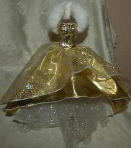 2000 CELEBRATION HOLIDAY BARBIE GOLD GOWN DRESS FASHION FOR DOLL - Picture 1 of 7