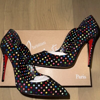 NUEVO Christian Louboutin Negro Gamuza Lunares Hot Chick 100 Bombas EU 37.5 Foto 1 de 4