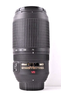 Nikon 70-300mm f/4.5-5.6G ED IF AF-S VR Nikkor Zoom Lens GOOD WORKING CONDITION - Picture 1 of 8