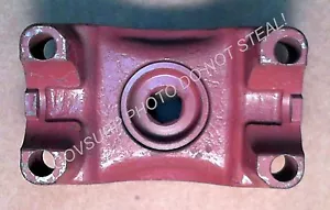 FLANGIA DIFF USCITA LATERALE M151 M151A1 M151A2 FAMIGLIA 12302517 NSN: 2520-01-122-2368 - Foto 1 di 3