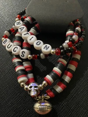 Juego de 4 brazaletes Tampa Bay Buccaneers para hombre - Bucs Nation - encanto Buc/ftbl Foto 1 de 2