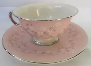 CASTLETON CHINA TROUSSEAU TASSE UND UNTERTASSE SET - Bild 1 von 11