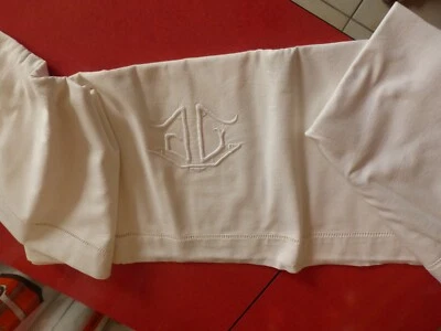 ancien grand drap en métis mono JC 184 x 270 cm 1 tâche - Photo 1/4