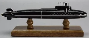 Oscar-II Clase Ataque Submarino Escritorio Madera Modelo Pequeño Nuevo - Imagen 1 de 1