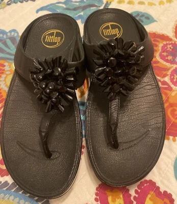 Шлепанцы женские Fit черные лакированная кожа бисер цветочный шлепанцы размер 8 - Изображение 1 из 4