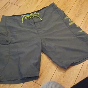 Salt Life SLX-QD Men's Olive Green Board Shorts Watersports EUC 36 waist - Picture 1 of 5