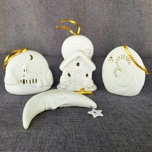 1994 Punze Porzellan Ornament 4er Set weiß matt Mond Krippe Kirche Haus - Bild 1 von 24