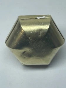 Perno de puerta de latón decorativo vintage de 2 pulgadas de 6 puntos con estampado hexagonal recuperado - Imagen 1 de 11