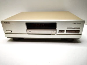 TECHNICS SL-PA10 REFERENCE CD TRANSPORT 110v-240v - in gold - Picture 1 of 13
