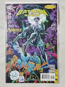 Batman And Robin #18 VF/NM 2010 DC Cornell McDaniel Jones The Absense Batman Inc - Picture 1 of 1