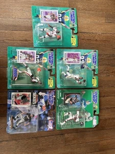 5 Starting Lineup 2000-2001 NFL Football Takeo Spikes Cincinnati Bengals Figure - Picture 1 of 6