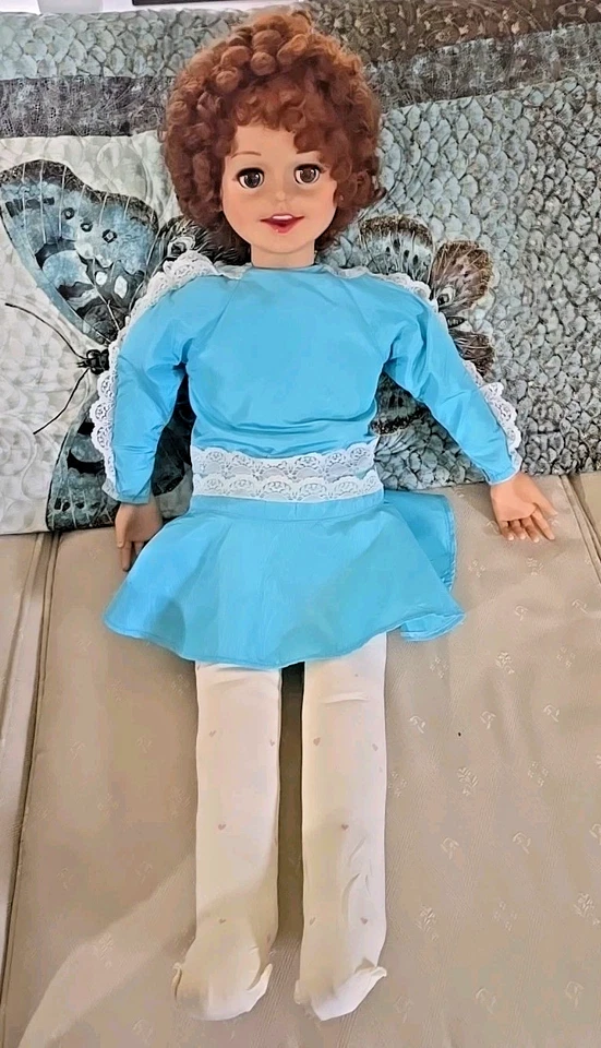 Nice VTG 1989 RED HAIR Precious Playmates 32" Jill Doll Original Torquoise Dress - Image 1 of 4