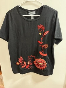 Indigo Moon Damen T-Shirt schwarz rot bestickt Blumenmuster - Bild 1 von 3