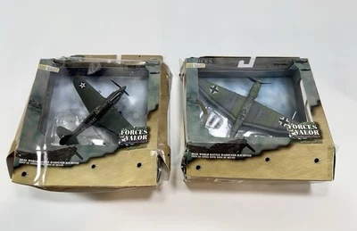 Forces of Valor US P-40 Pearl Harbor 1941 modelo de avión fundido a presión y modelo JU87B-2 Foto 1 de 4