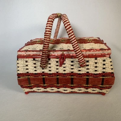 Cesta de costura de mimbre tejida marfil rojo años 60 de colección forro satinado seda Japón Foto 1 de 4
