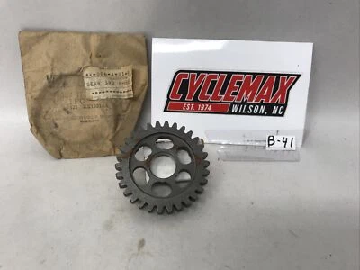 YAMAHA “NOS” 3RD GEAR GT1 MX80 DT80 GT80 RD60 OEM: 353-17231-00-00 (B-41) - Image 1 of 3