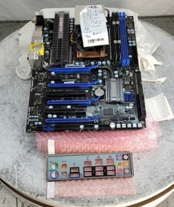 MSI MS-7577 790FX-GD70 Motherboard AMD PHENOM II X4 905E 4GB - Picture 1 of 5