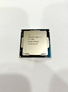 Intel Core i7-7700 (SR338) - 3,6 GHz Quad Core 8MB Cache Socket LGA 1151 CPU - Zdjęcie 1 z 2