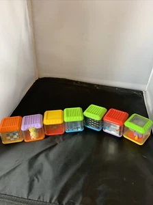 Lote de 7 bloques sensoriales Fisher Price Peek a Boo play AG - Imagen 1 de 9