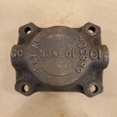EARLY Jaguar XK Dunlop C 1-1/2in REAR Brake Caliper Cylinder 688382 - Image 1 of 4
