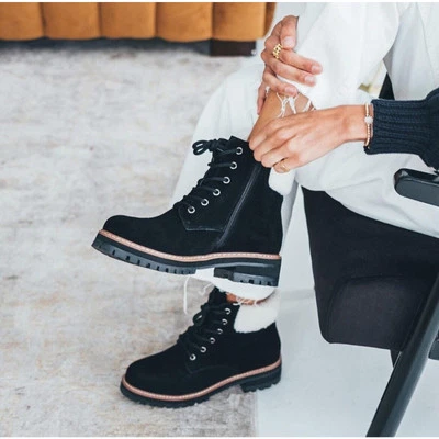 AquaDiva Sola Boots 10 Black Suede White Faux Fur Combat Water Resistant 41 NEW - Image 1 of 4