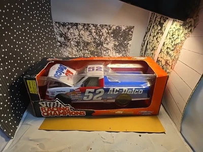 Racing Champions 1:24 Craftsman SuperTruck #52 Ken Schrader AC-Delco Bank - NEW - Image 1 of 3