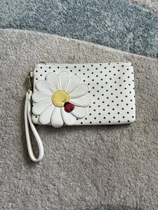 Bezaubernde Charlie 3D Blume und Marienkäfer Armband Natur Urlaub gepunktet - Bild 1 von 6