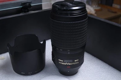 Objectif zoom Nikon AF-S 70-300 mm f/4,5-5,6 G ED VR Très Bon État++ - Bild 1 von 4