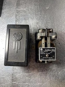 RELÉ AUXILIAR GENERAL ELECTRIC 12HGA111S9 120V-AC - Imagen 1 de 6