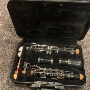 Yamaha Advantage Clarinet - Picture 1 of 12