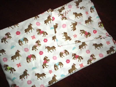 CIRCO PRETTY HORSES BROWN PINK PONIES (1) TWIN FLAT SHEET 60 X 94 - Image 1 of 3