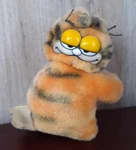 Vintage Garfield Dakin Mini Plush Animal Toy 1981 Original Tag - Picture 1 of 3