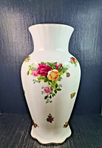 royal albert porcelain vase old country roses h 23 cm with original case - Picture 1 of 7