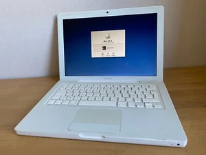 PC Portable Apple MacBook 2007 A1181 13" Intel Core 2 Duo - Photo 1/9
