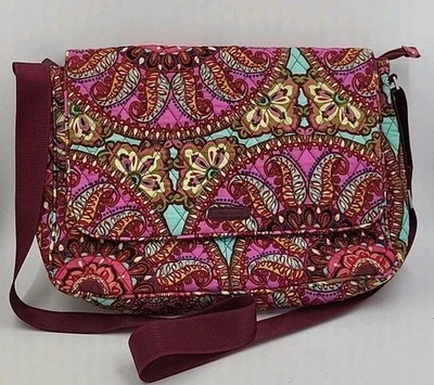 Vera Bradley Lighten Up Essential Messenger Bag Resort Medallion Pattern NWOT - Image 1 of 4