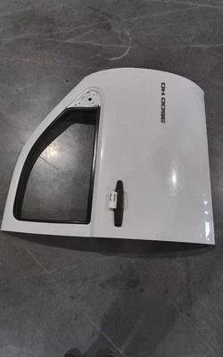 Puerta delantera para pasajeros Chevy Silverado 3500HD a través de 14/11/10 se adapta a Sierra 1500 10-11 Foto 1 de 4